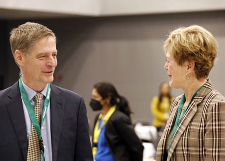Photo: Lou Von Thaer and Paula Mabee talking during the battelle conference on innovations in climate resilience